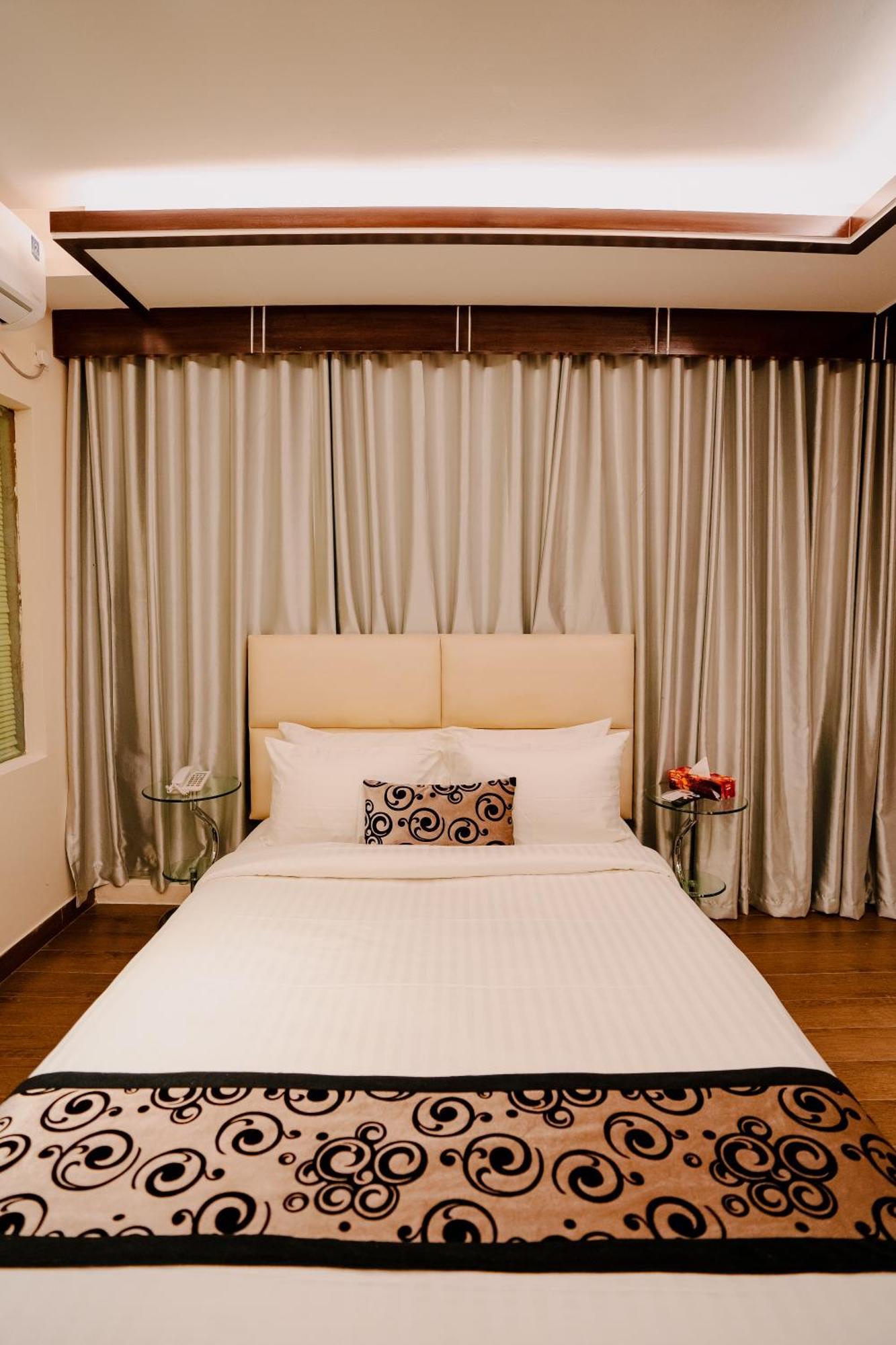 Royal Residence Dhaka Buitenkant foto