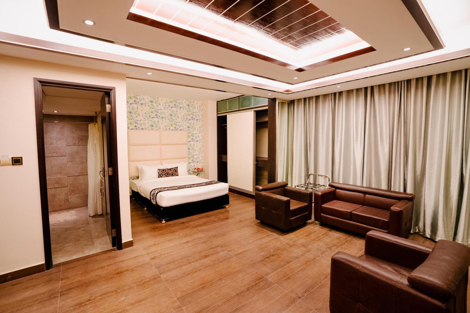 Royal Residence Dhaka Buitenkant foto