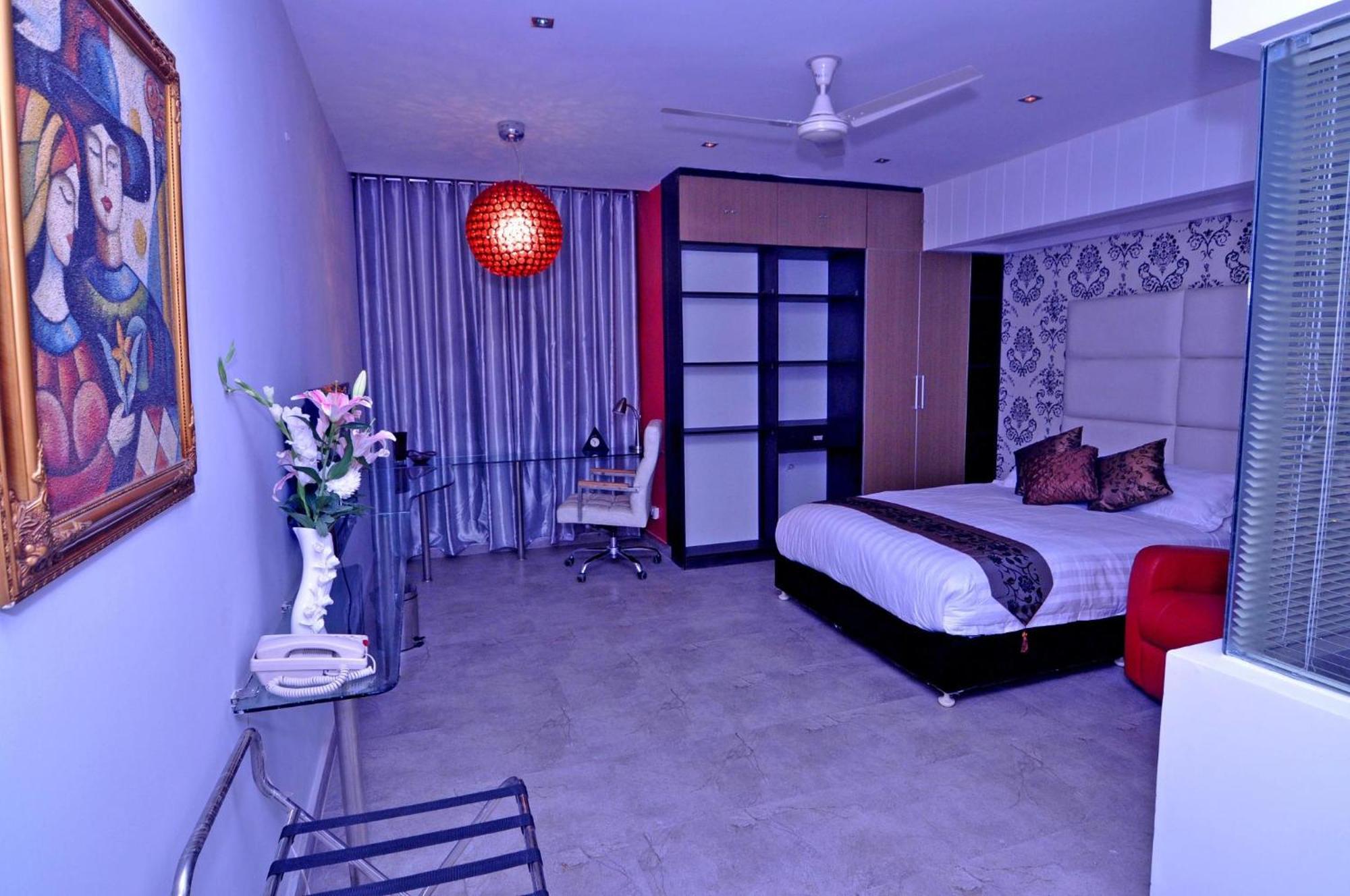 Royal Residence Dhaka Buitenkant foto
